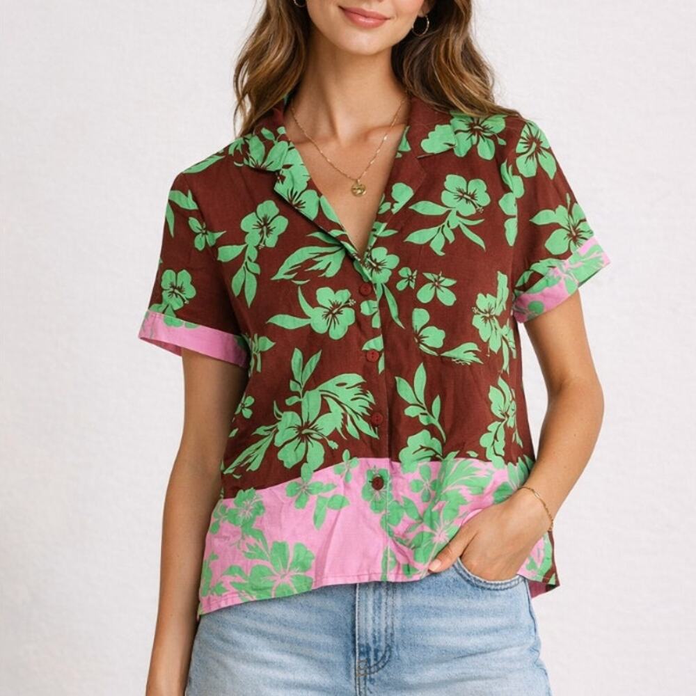 coreylynncalter  Hawaiian Camp Shirt Size S Brown Pink Anthropologie Spring